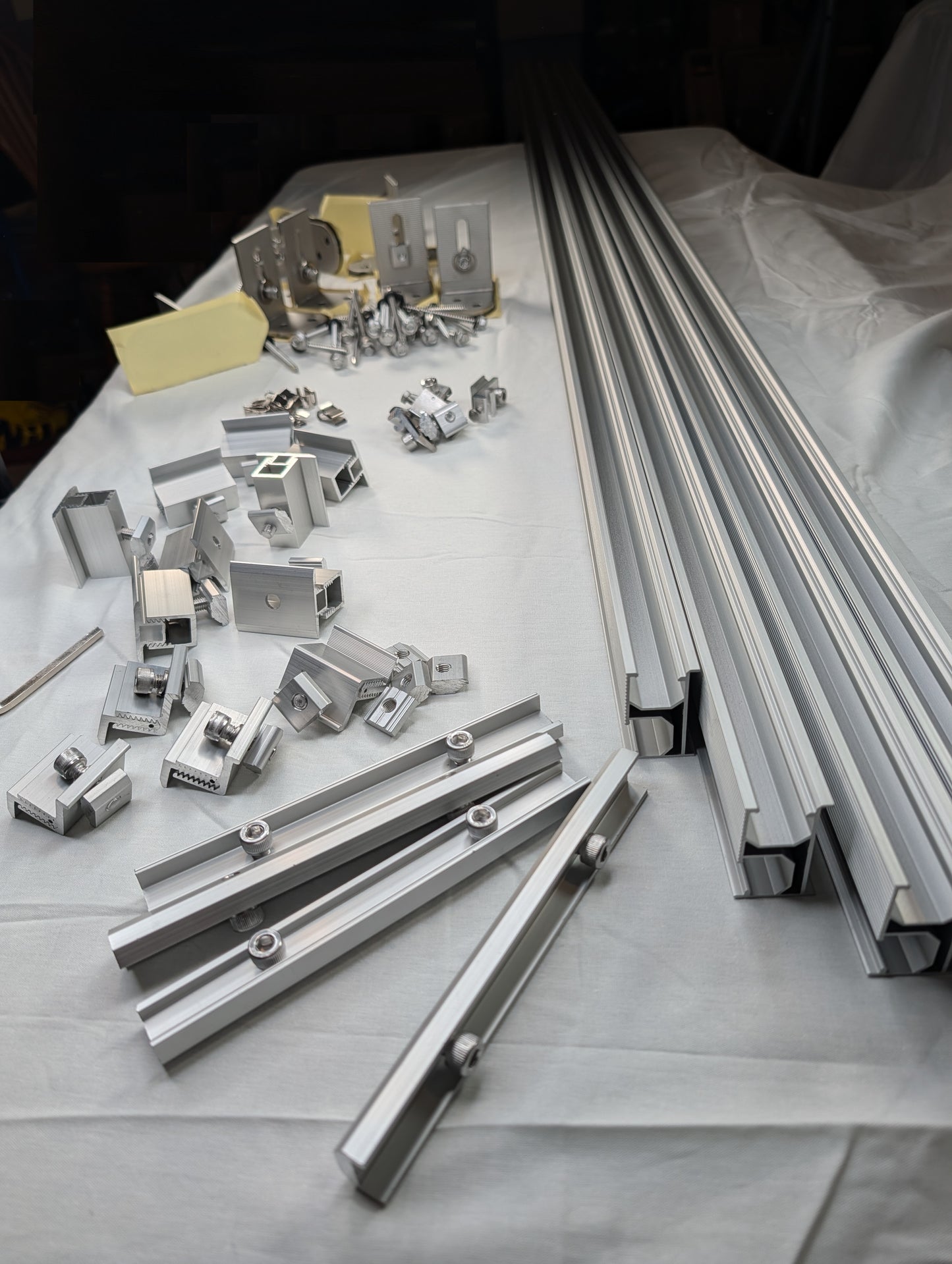 Solar Panel Mounting kit to Mount for 5 Solar Panels, with Clamps, L-Brackets & 88 Inch Rails