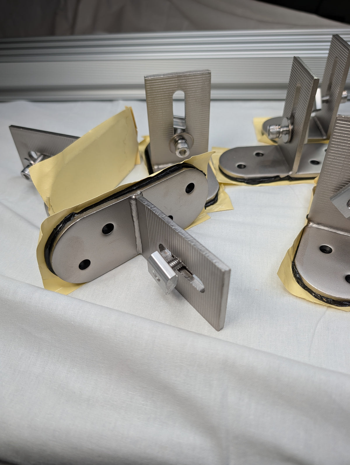Solar Panel Mounting kit to Mount for 5 Solar Panels, with Clamps, L-Brackets & 88 Inch Rails