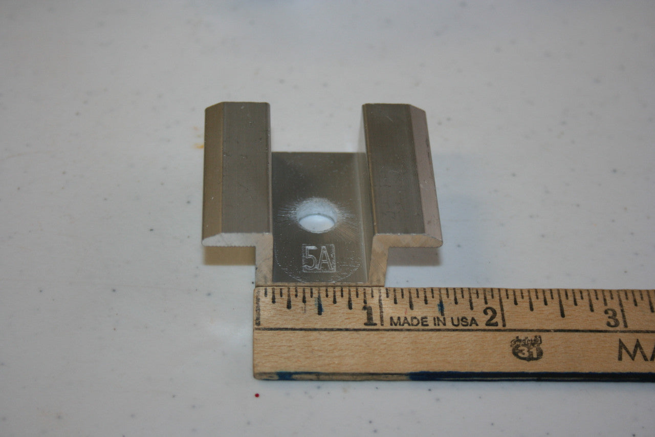 solar panel mount, renogy solar panels, solar panels, solar panel mounting brackets, Planet 4 Solar, UISolar, Solar Panel Hardware
