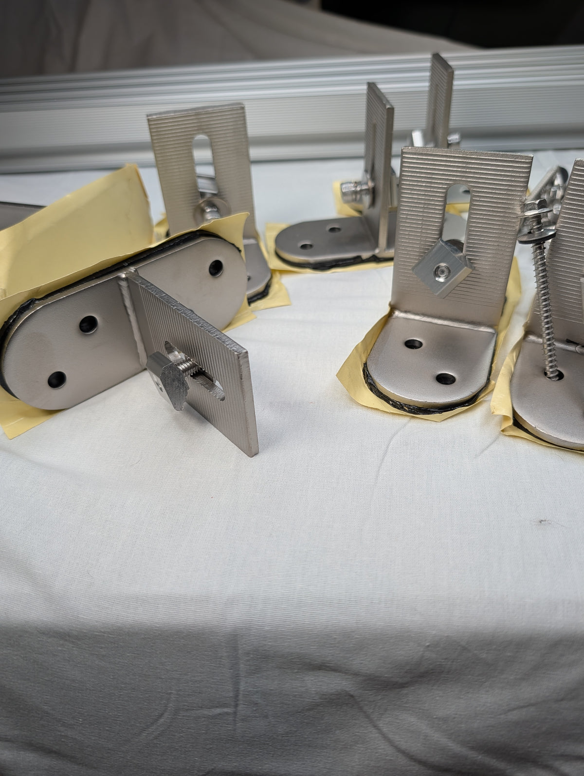 Solar Panel Mounting kit to Mount for 5 Solar Panels, with Clamps, L-Brackets & 88 Inch Rails