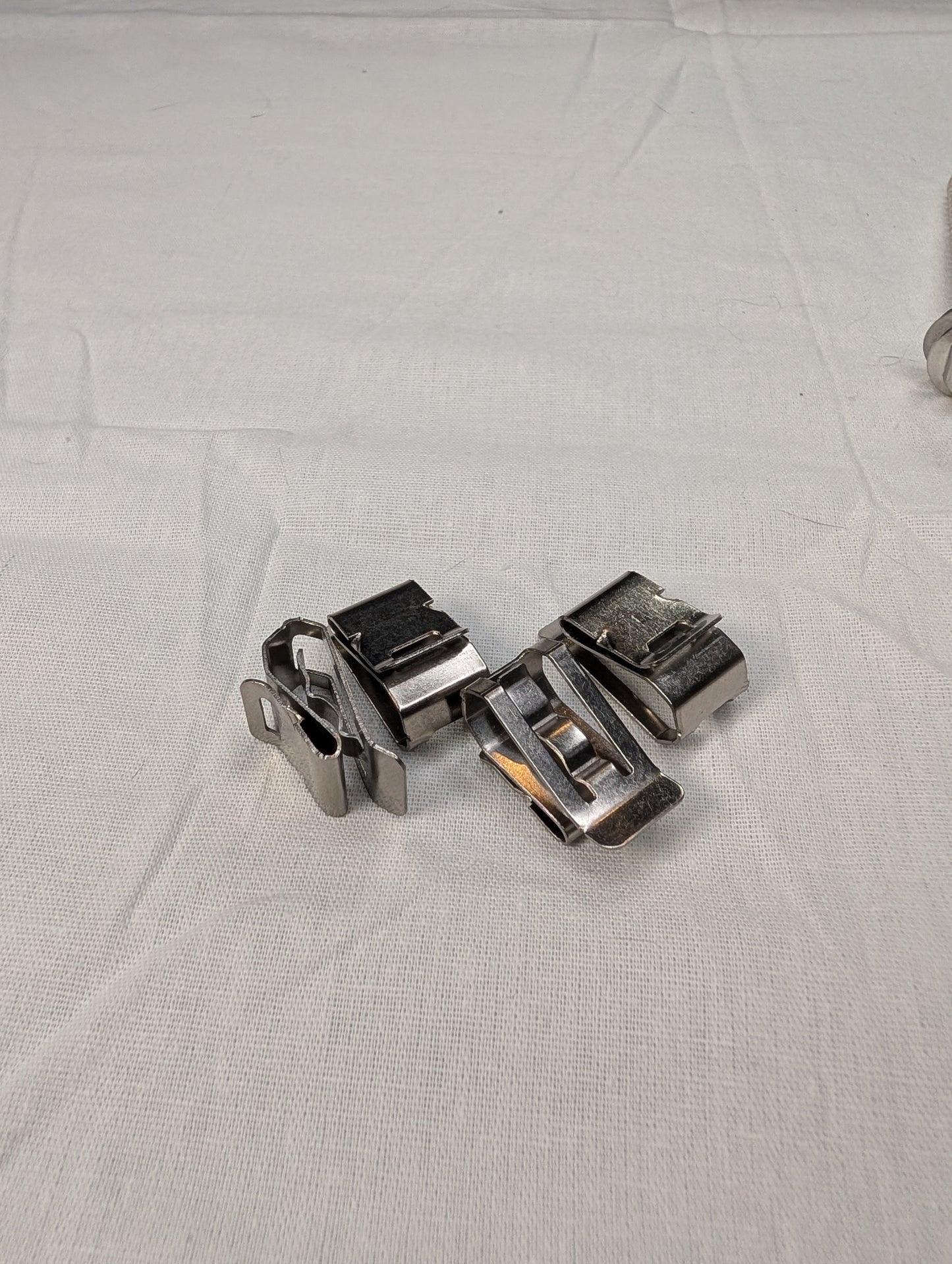 Solar Panel Mounting kit to Mount for 4 Solar Panels, with Clamps, L-Brackets & 88 Inch Rails